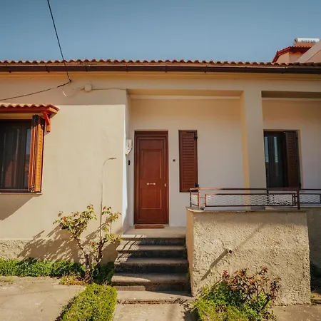 Downtown 3 Bedroom House For 6 Pers *