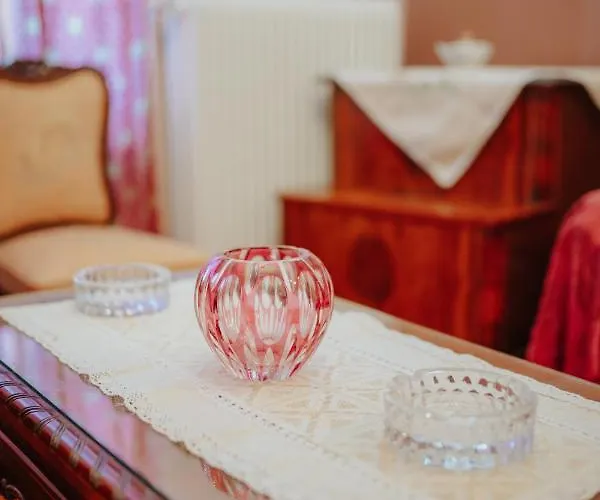 Downtown 3 Bedrm House For 6 Pers By Mps Καλάβρυτα